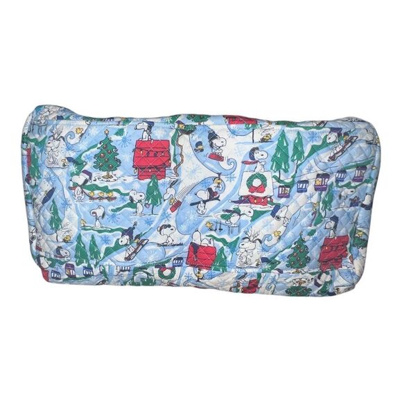Vera Bradley Ski Slope Snoopy Large Travel Duffel Blue Retired Bag NWT - Picture 5 of 10